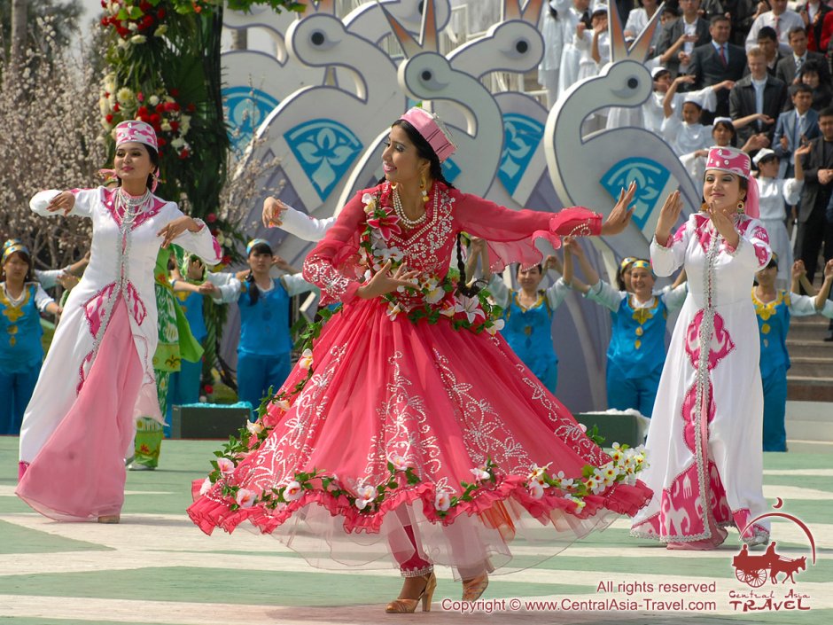Фольклорное шоу Узбекистан