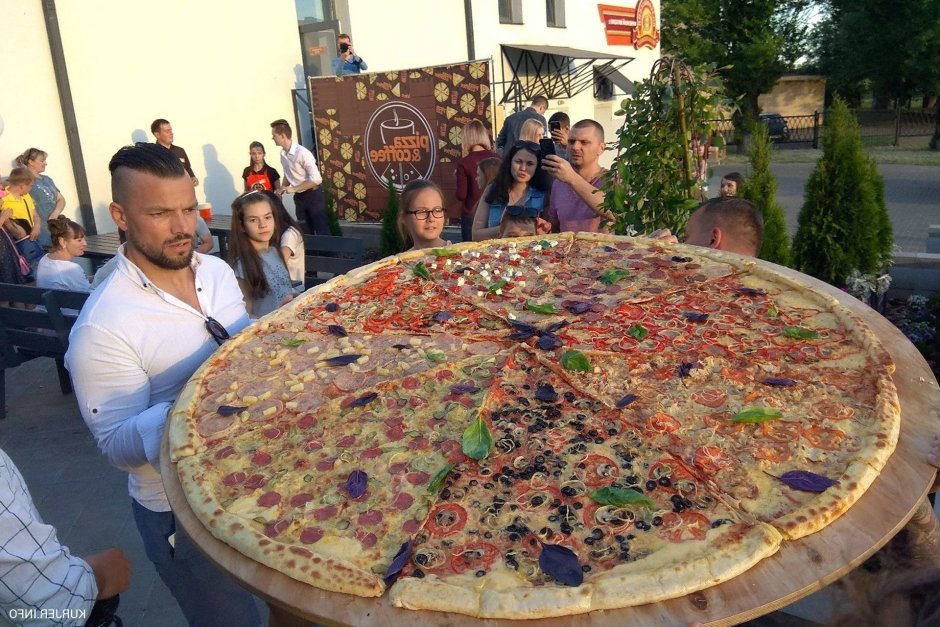 Пиццафест (PIZZAFEST) В Неаполе, Италия