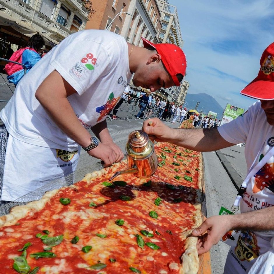 Пиццафест в Неаполе