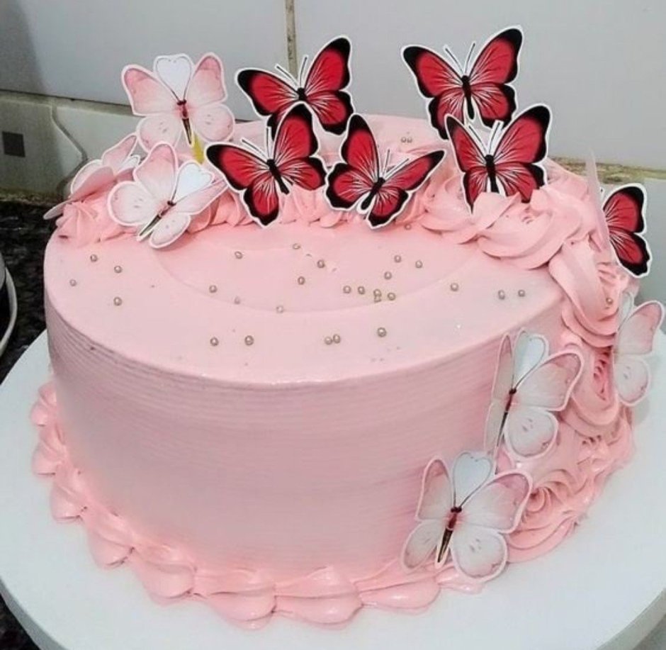 Сиреневый торт на день рождения