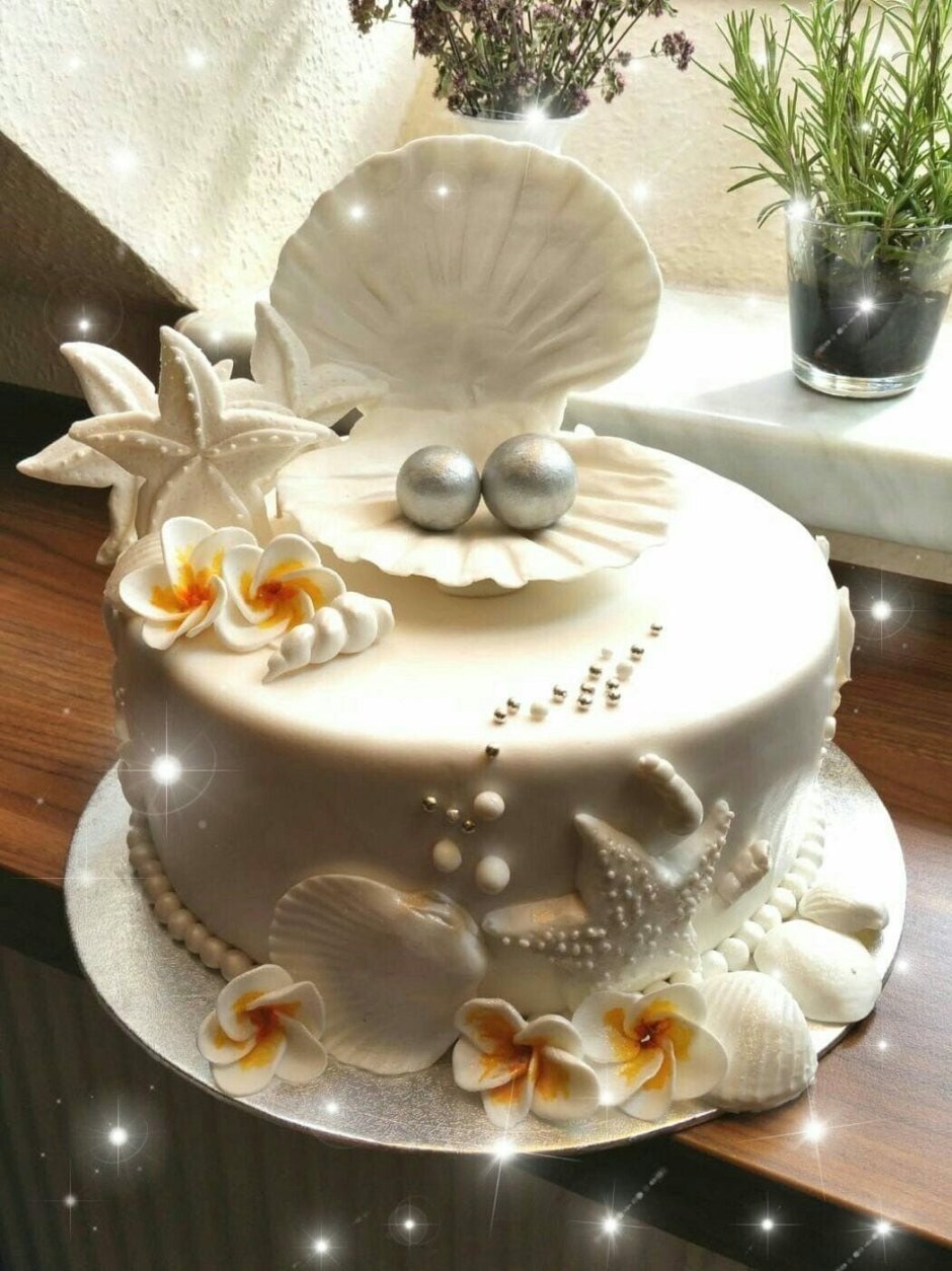 Тортик на жемчужную свадьбу
