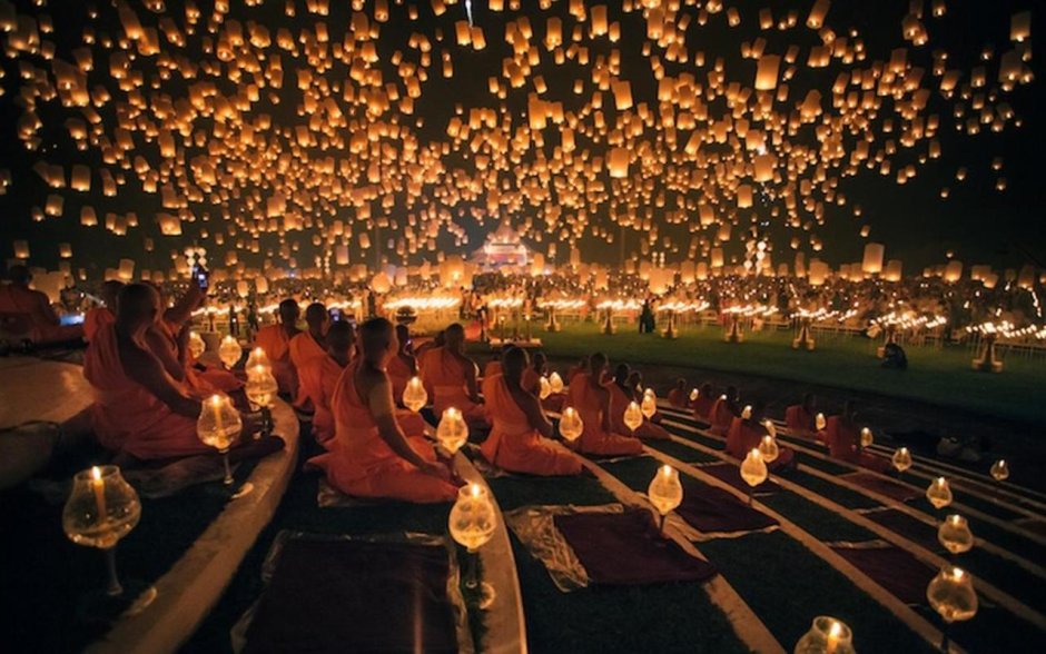 Фестиваль летающих фонариков в Таиланде