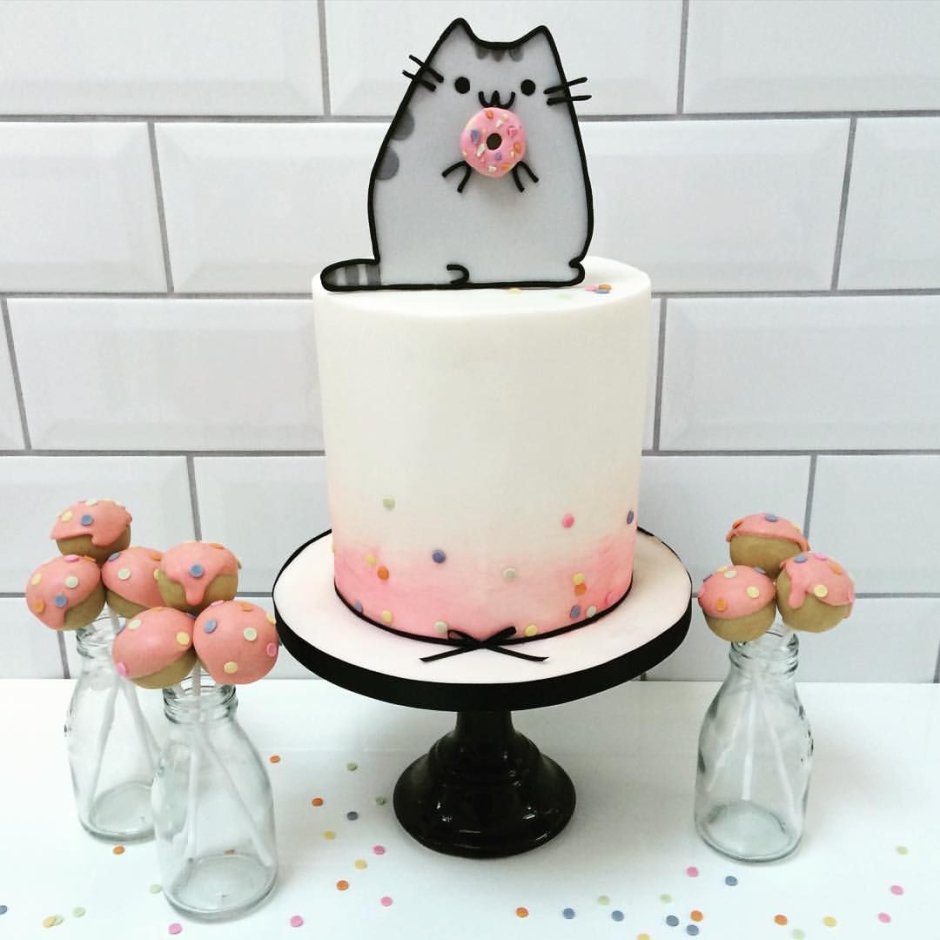 Тортик с милыми котиками