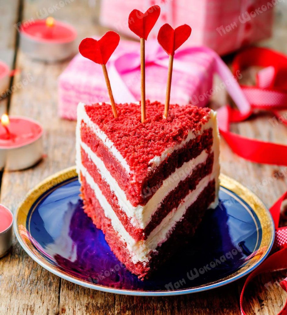 Торт красный бархат сердечком