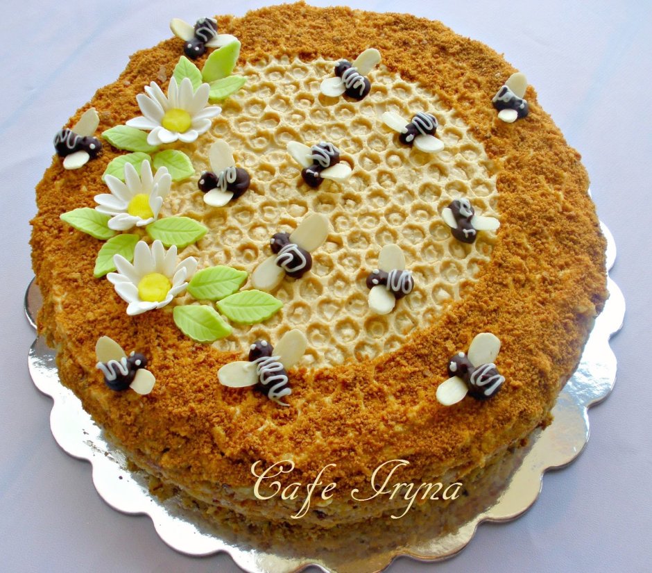 Торт медовый Пчелка say7