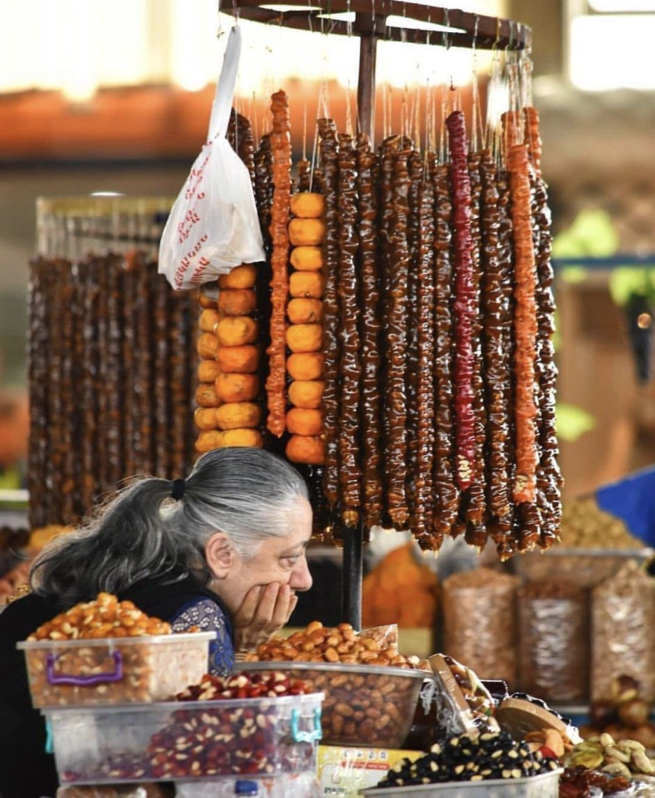 Рынок Вернисаж в Ереване
