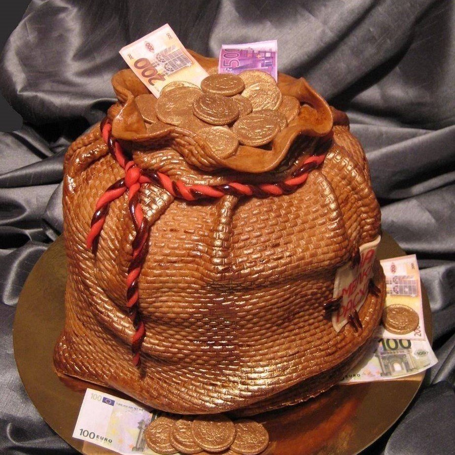 Необычный торт с деньгами