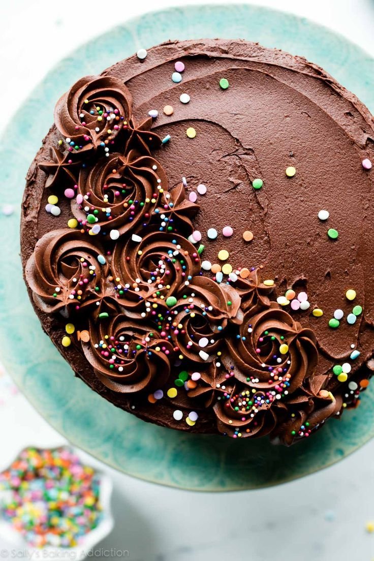 Декор из шоколадной глазури для торта