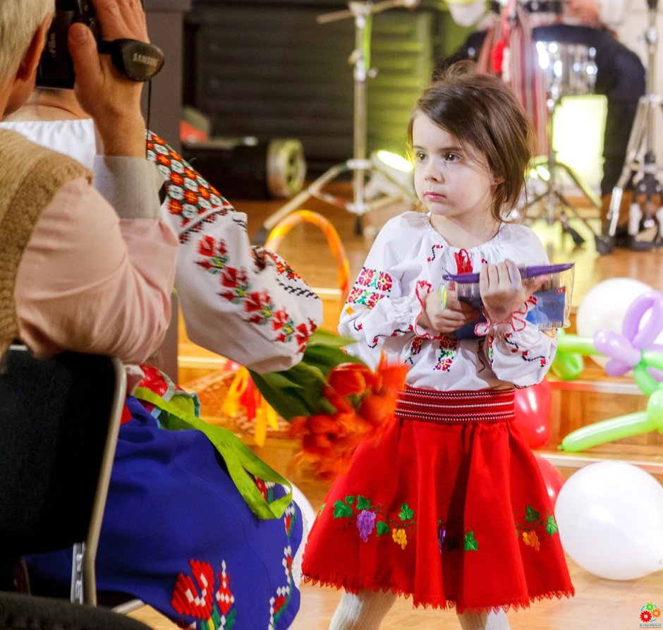Молдова праздник весны Мэрцишор