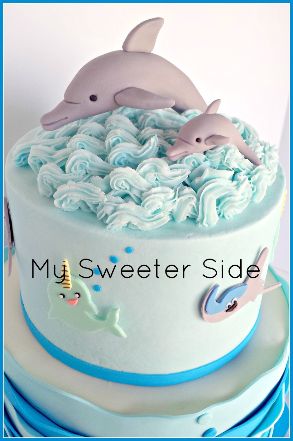 Украшения торта с дельфинами