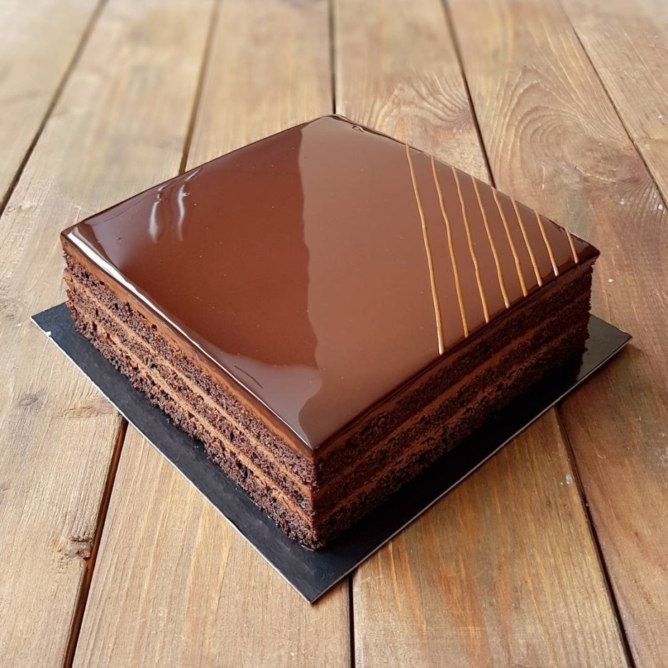 Прямоугольный шоколадный торт