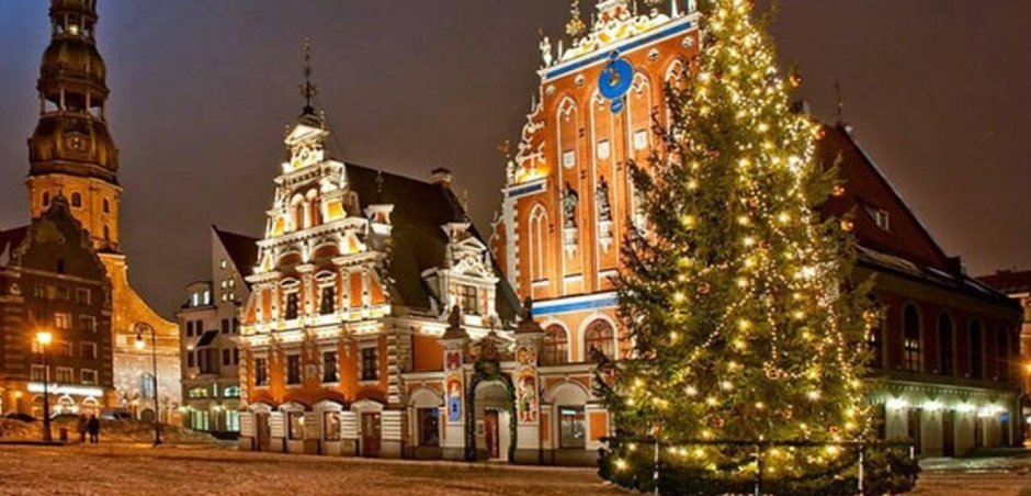 Ратушная площадь Вильнюс зимой