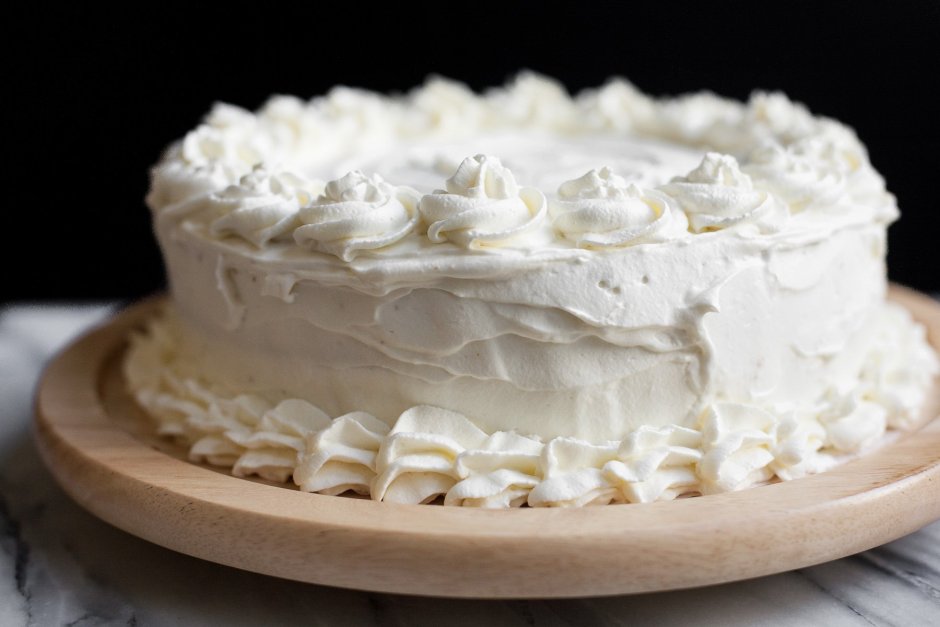Украшение торта кремом Минимализм