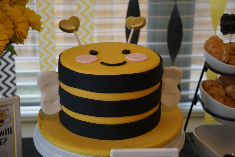 Композиции с пчёлами на торт