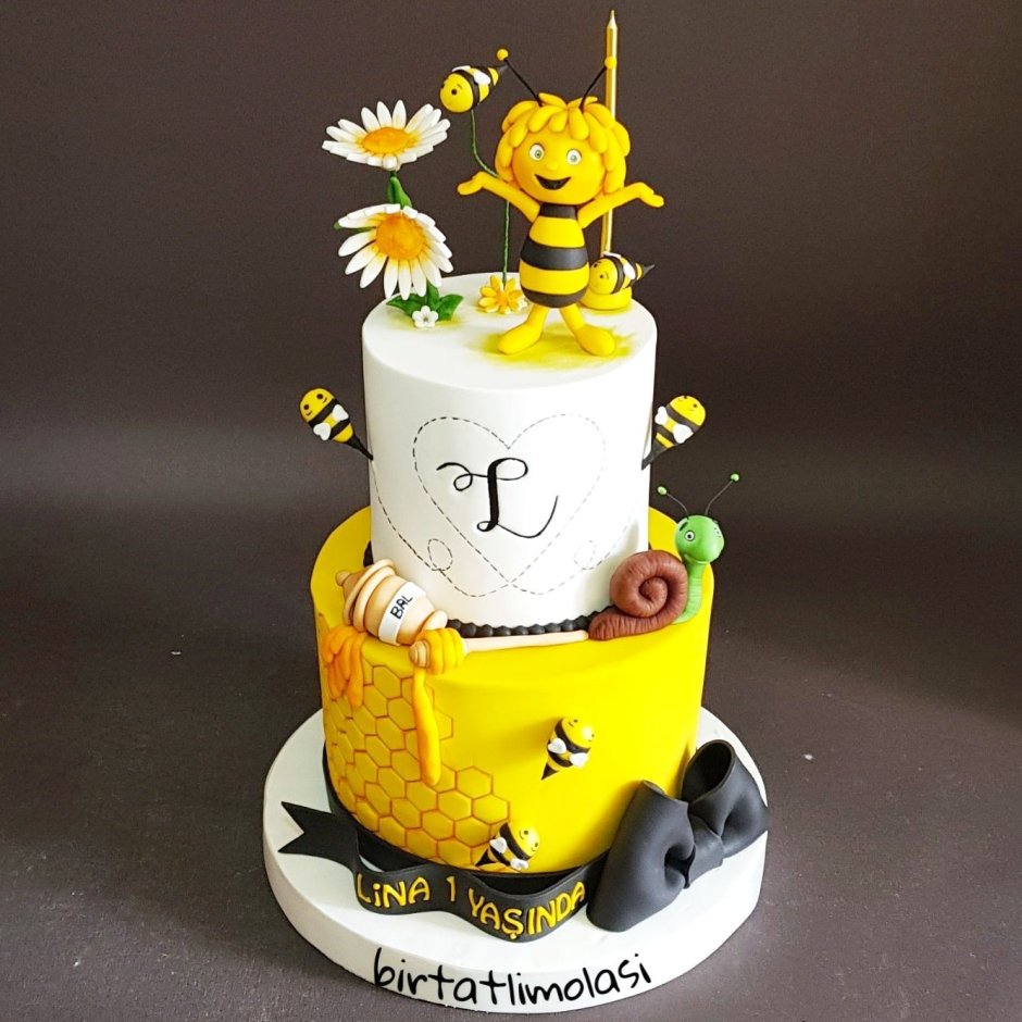 Торт в виде пчелы на день рождения