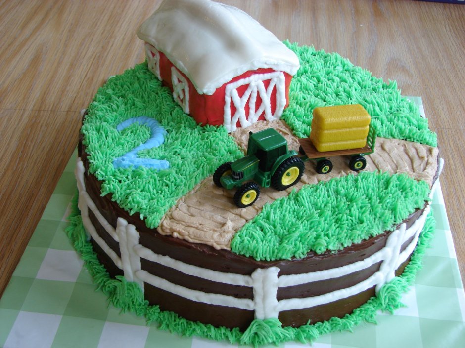 Украшение торта с трактором