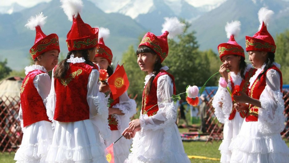 День комуза в Кыргызстане 9 сентябрь
