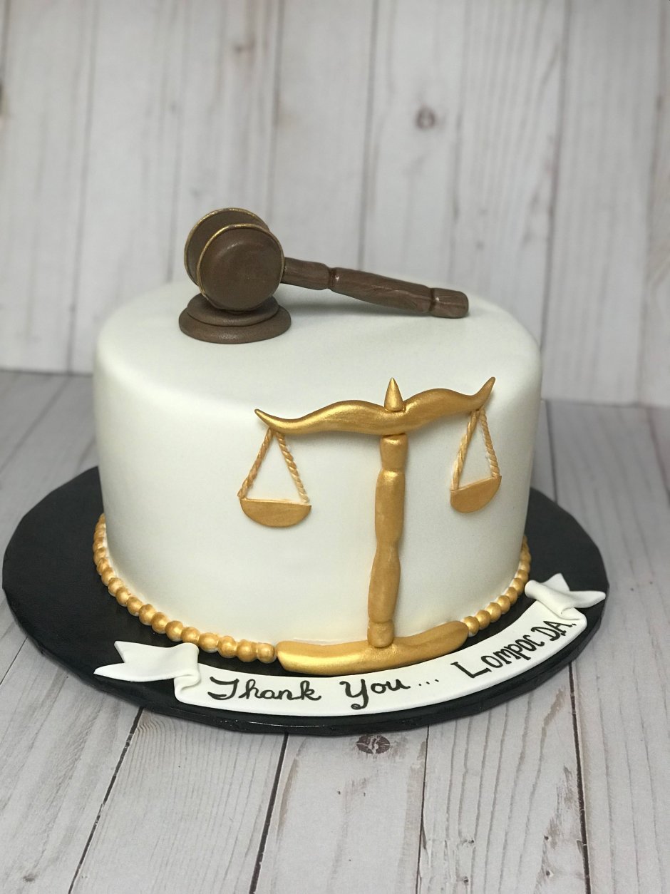 Декор торта для юриста