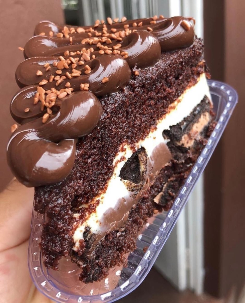 Аппетитный тортик с шоколадом
