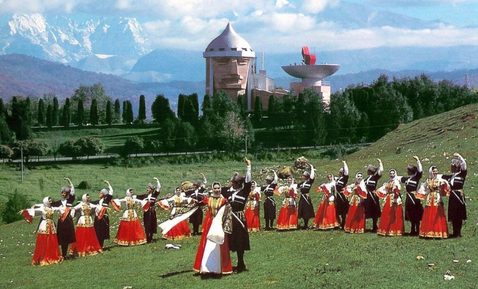 Грузия - традиционное грузинское застолье Супра