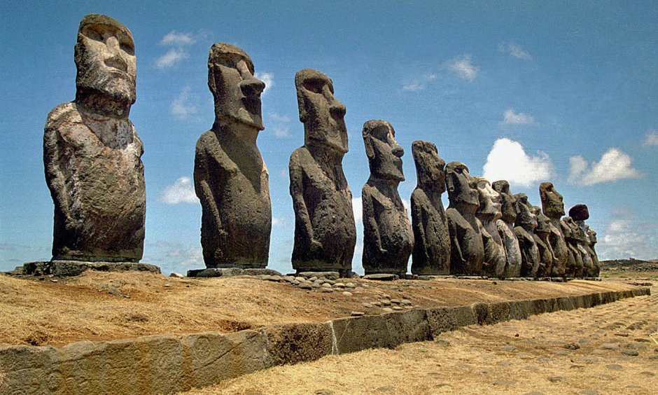 Статуи Рапа Нуи