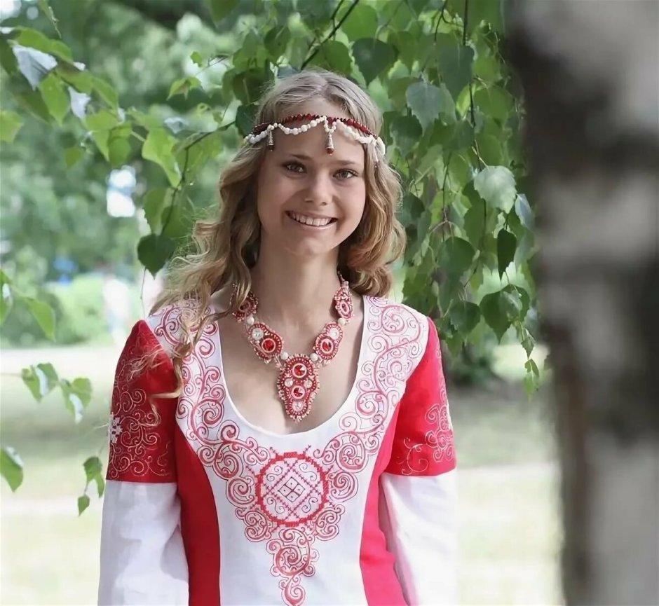 Славянская одежда в современном стиле