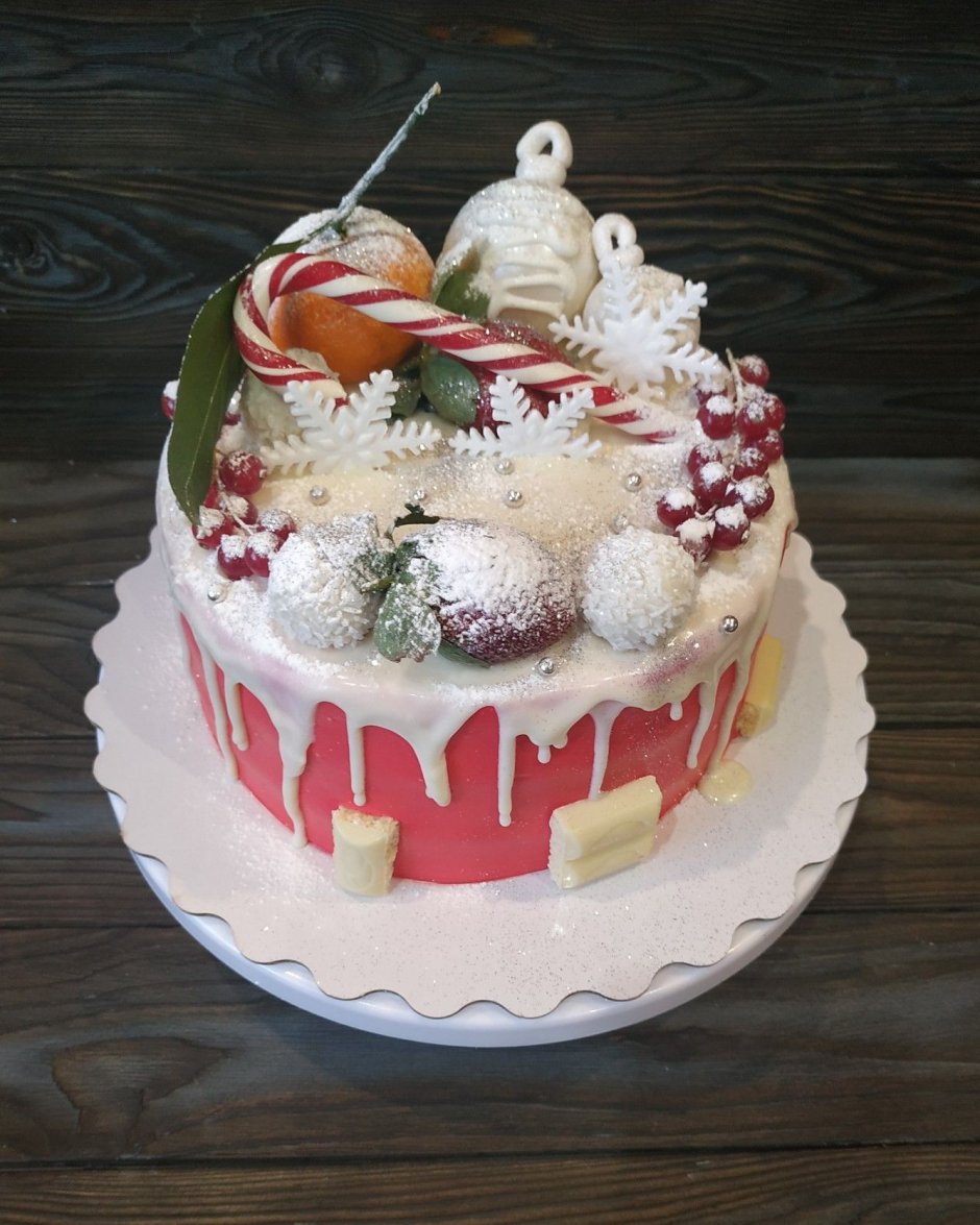 Новогодний тортик с ягодами