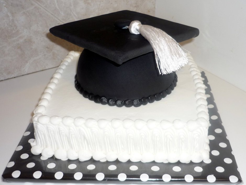 Торт шапка выпускника
