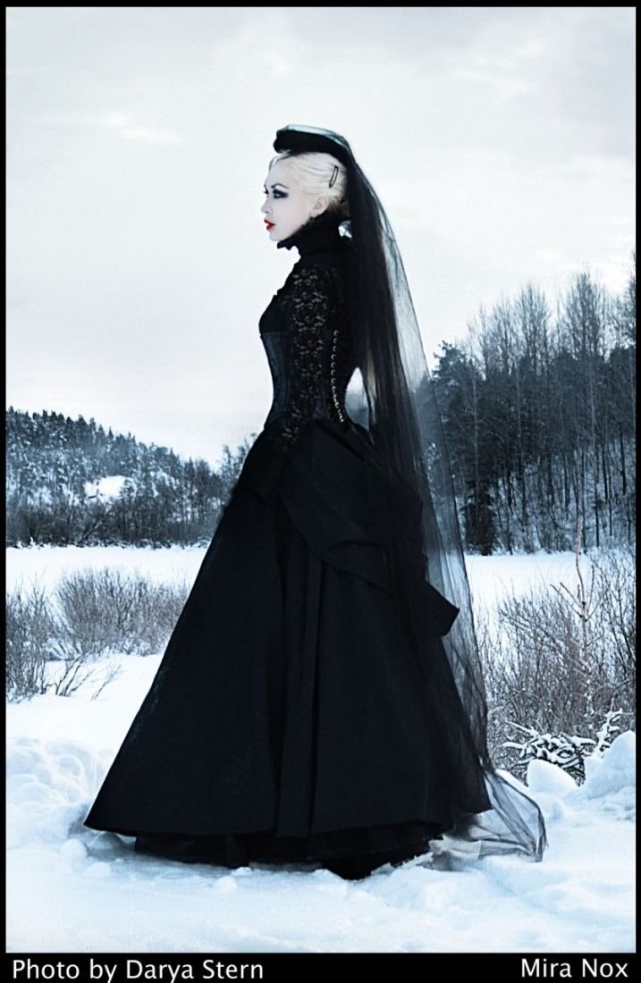 Gothic model Mira Nox