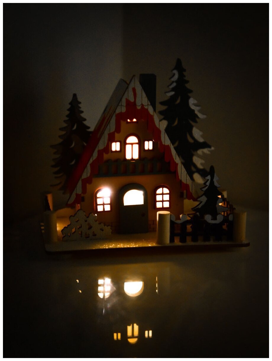 Рождественский домик с подсветкой р648h