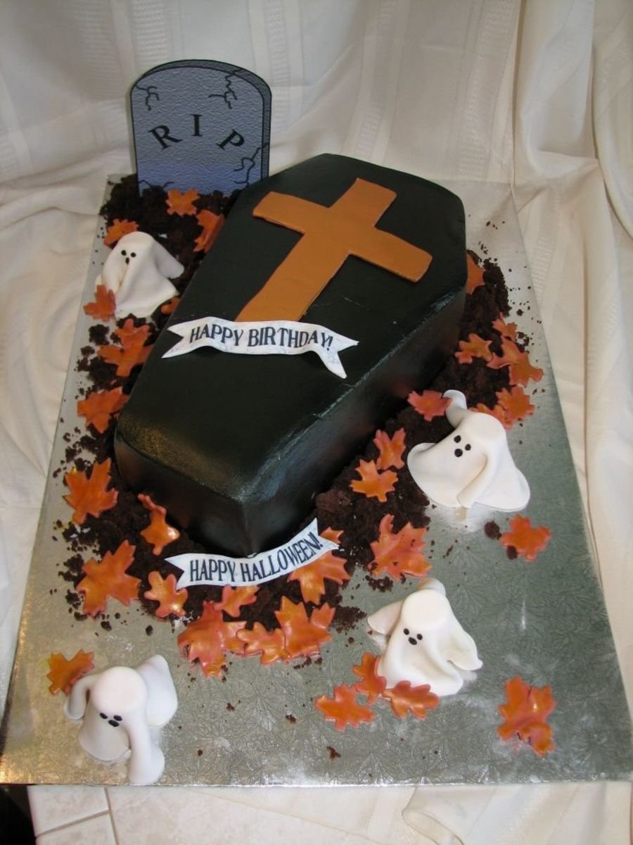 Торт в виде гробика