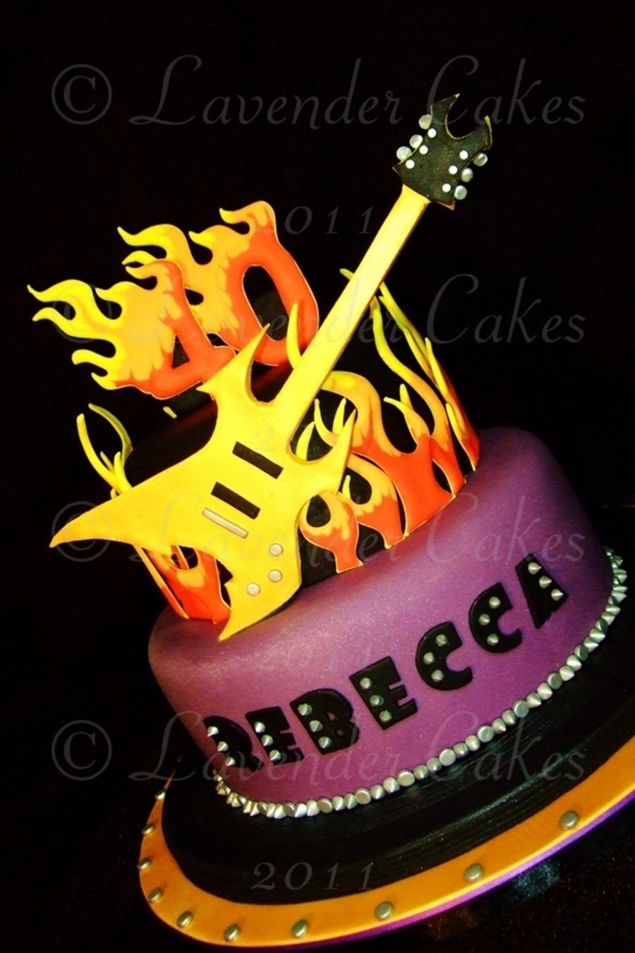 Торт на день рождения рок н ролл