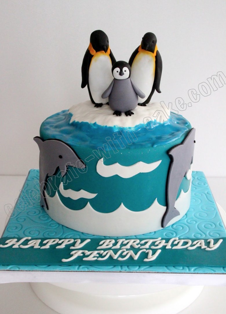 Торт в виде пингвина