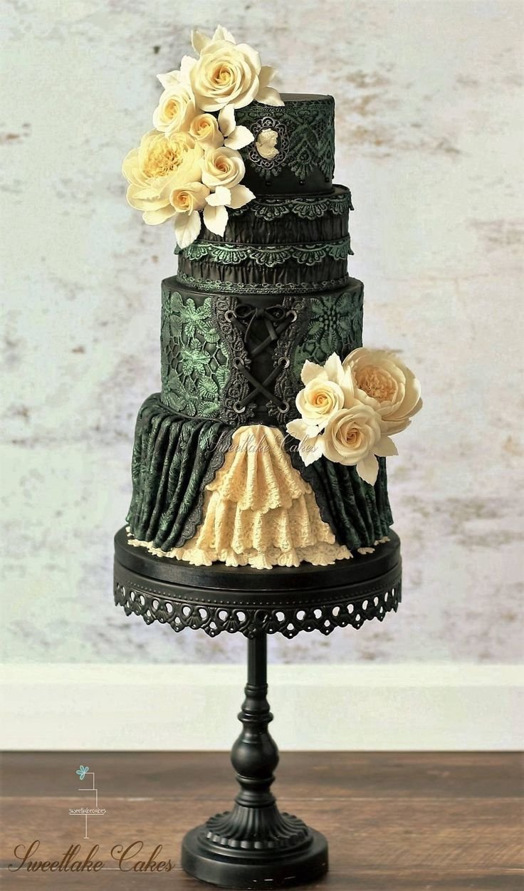 Свадебный торт в стиле Готика