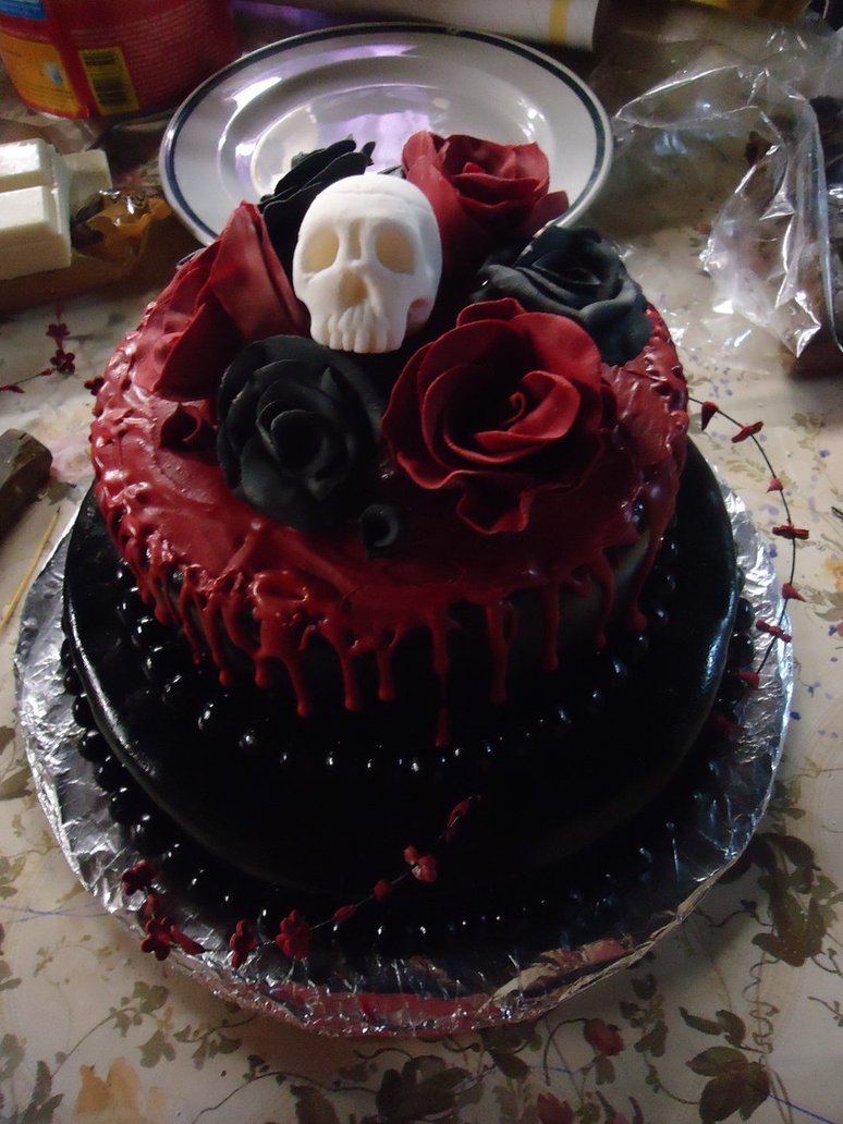 Торт в вампирском стиле