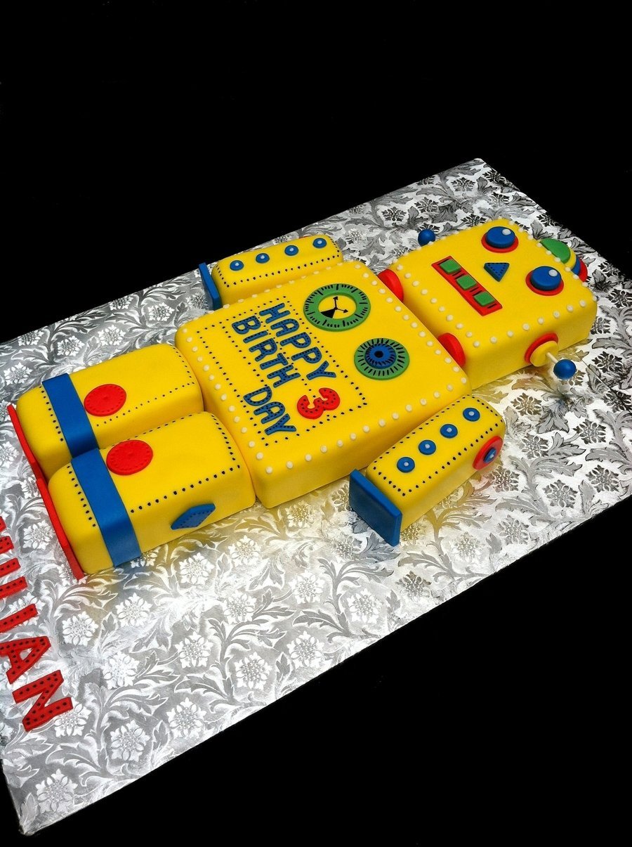 Смешной торт с роботом