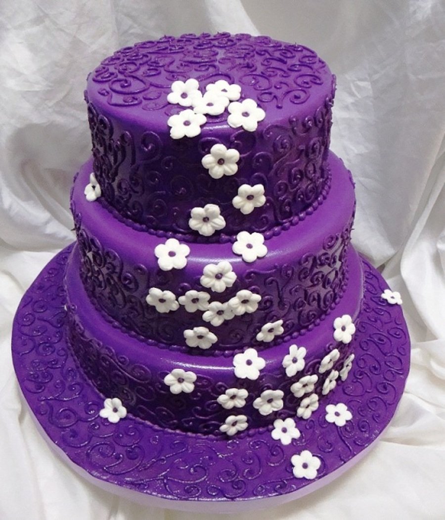 Красивый фиолетовый торт