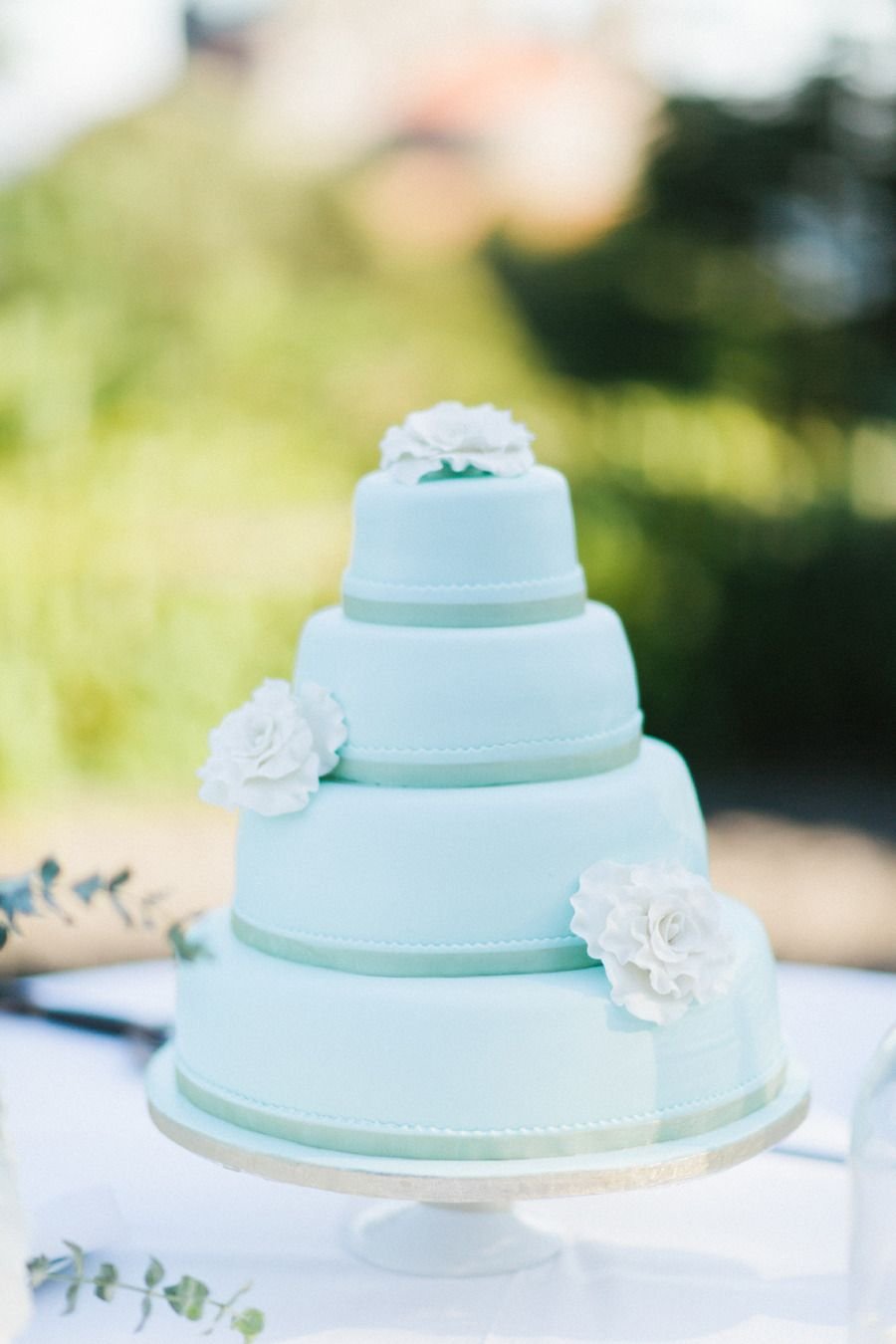 Свадебный торт мятного цвета