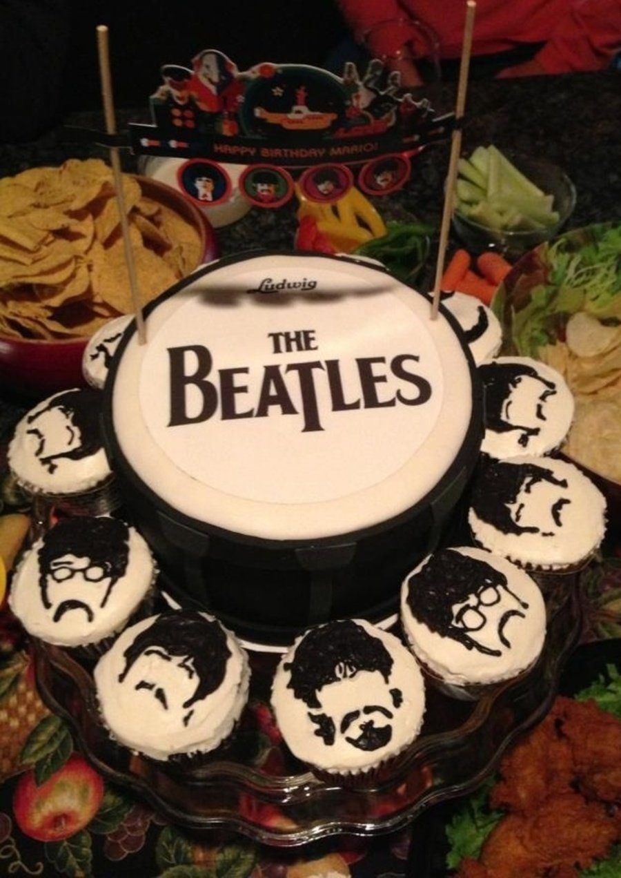 Торт the Beatles