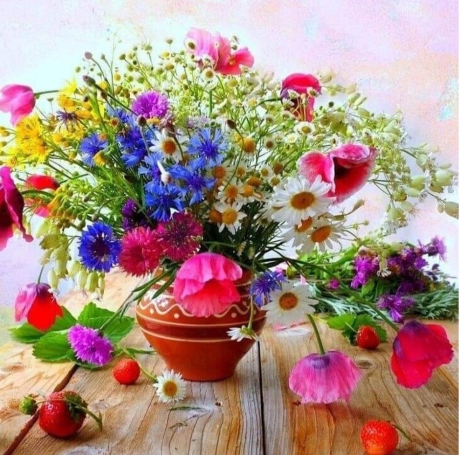 Цветы в чашке