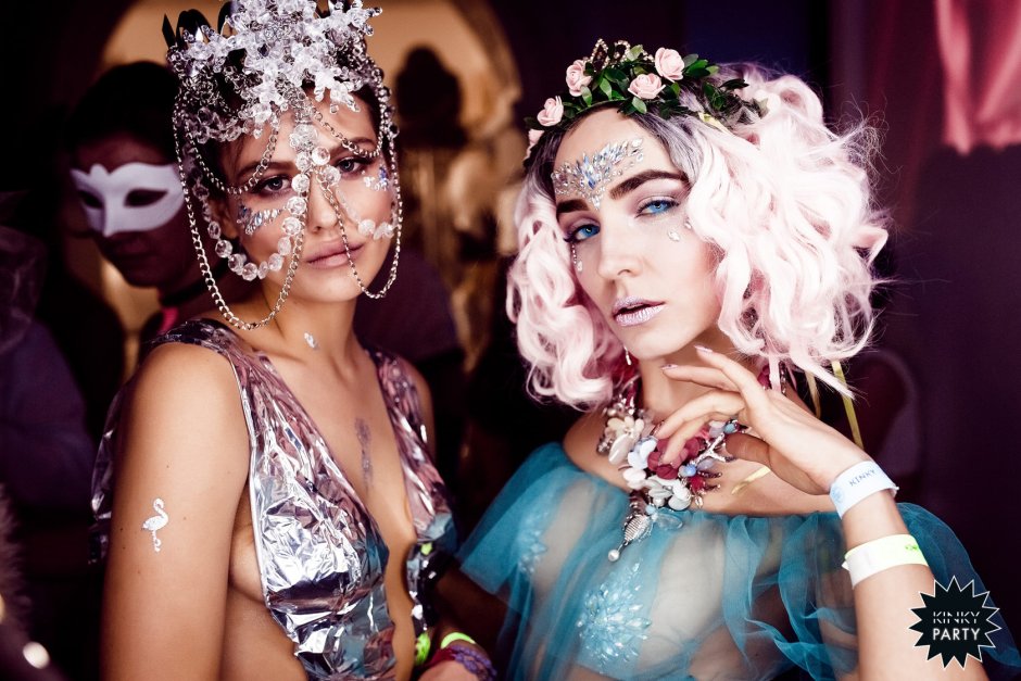 Татьяна Дмитриева kinky Party