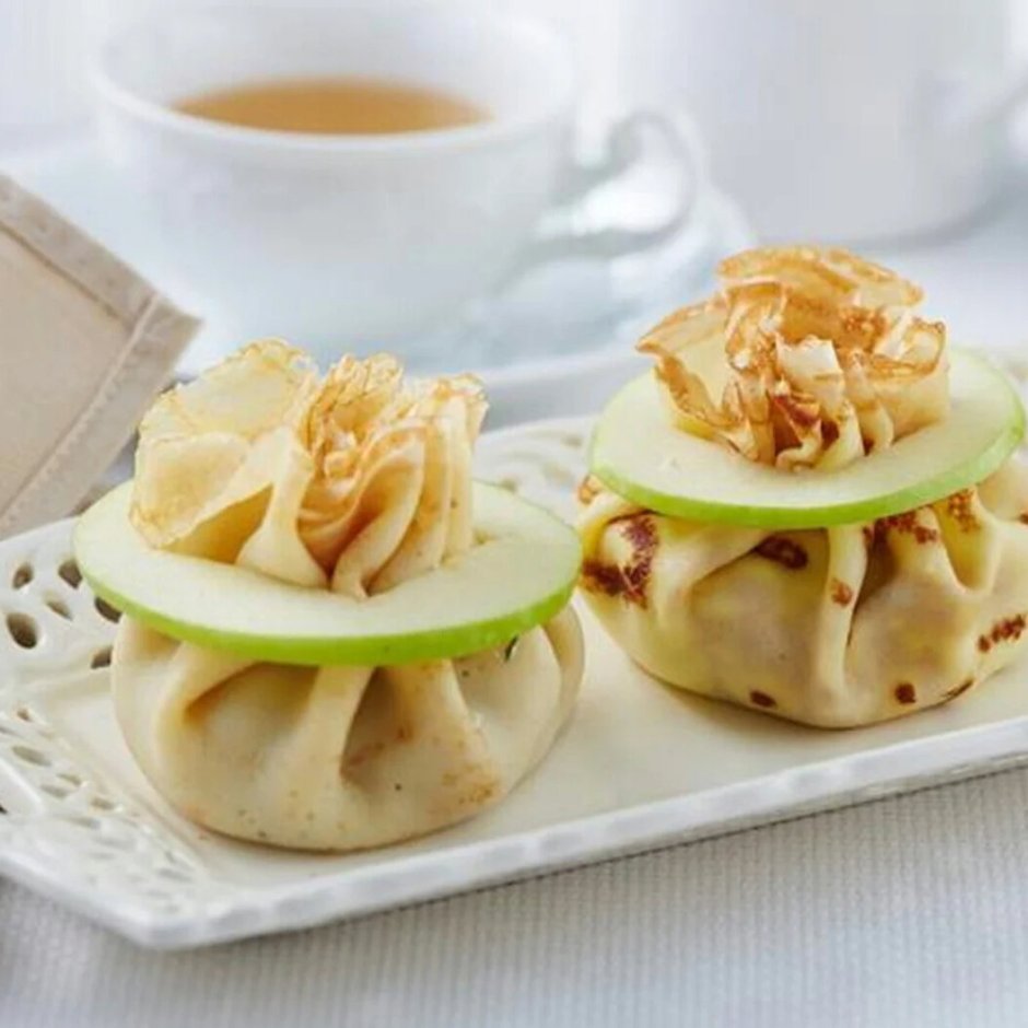 Блинные мешочки подача