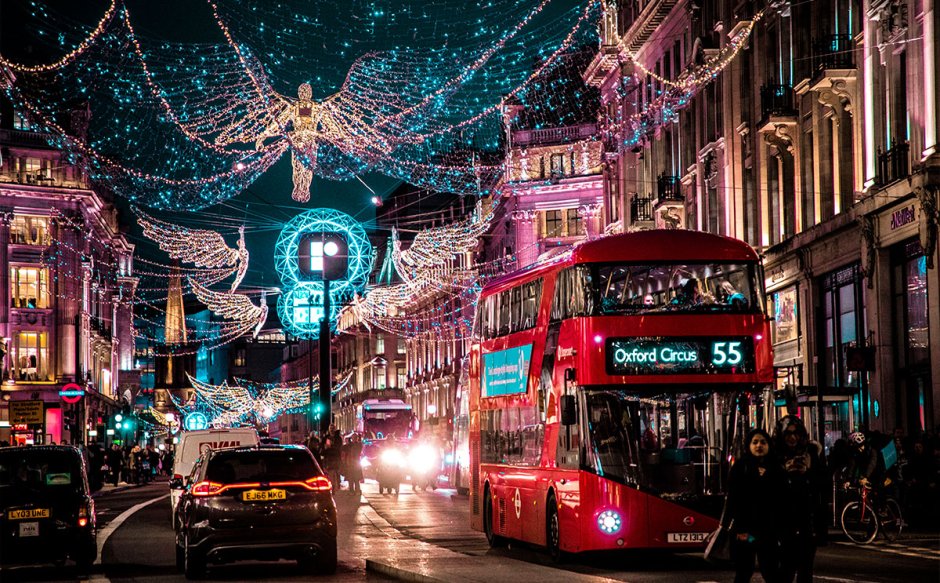 Ночная Оксфорд стрит в Лондоне