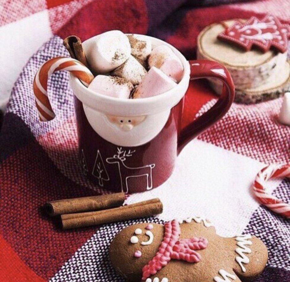 Новогодние печеньки и кофе