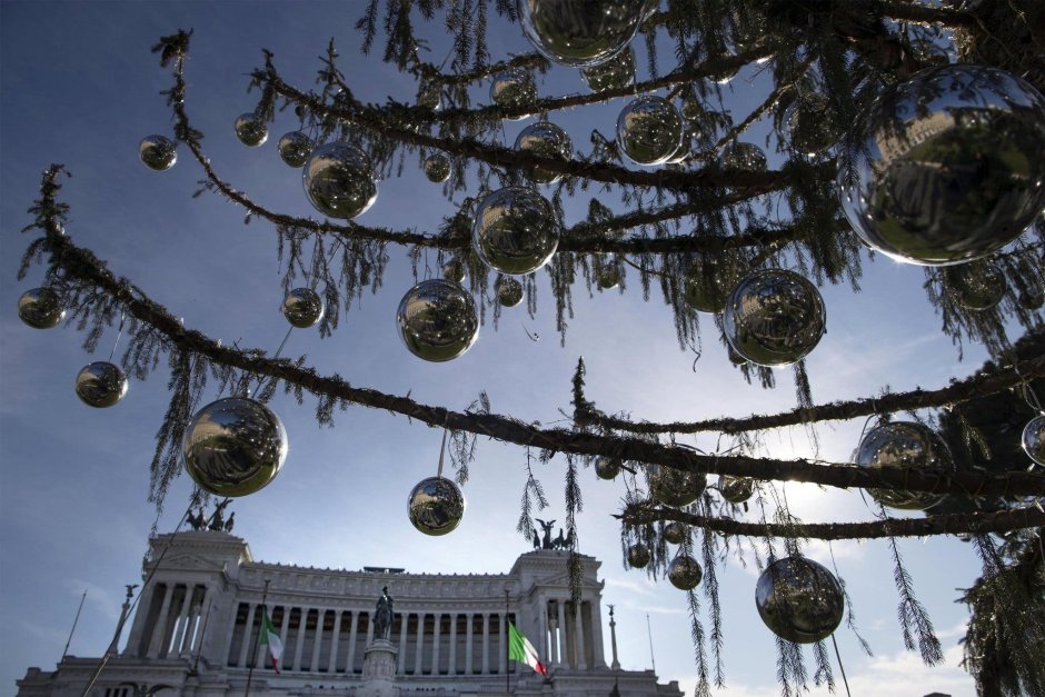 Рождественская елка Рим