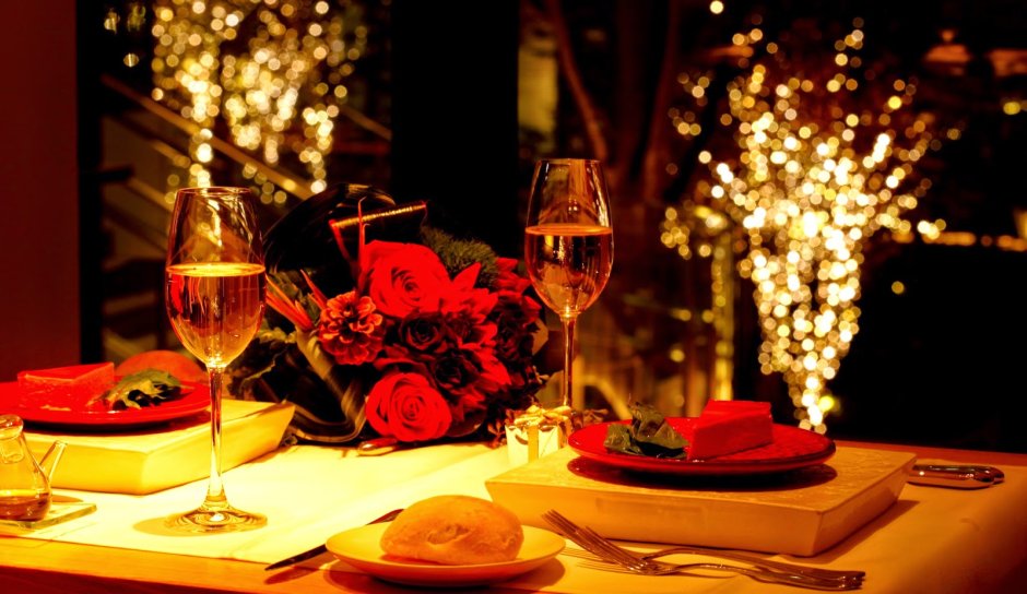 Красивый романтический ужин