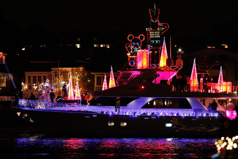 Рождественский парад яхт