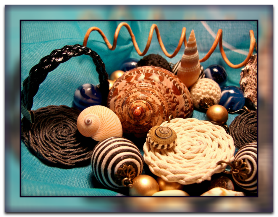 Ожерелье из морских ракушек