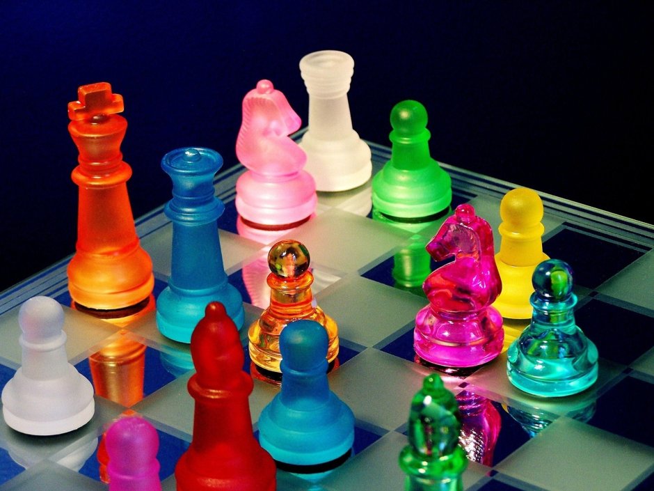 Цветные шахматы