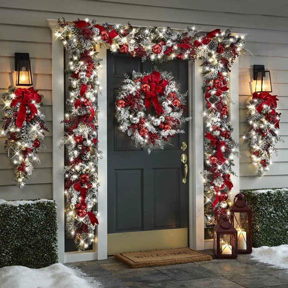 Красивые новогодние украшения на дверь